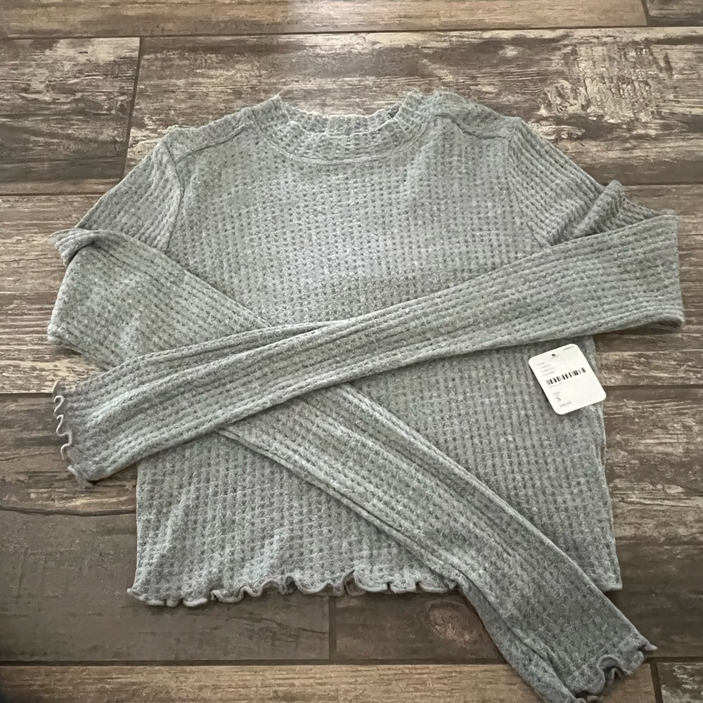 Free people long sleeve crop top